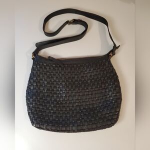 Vilencia Holland Weaved Leather Bag